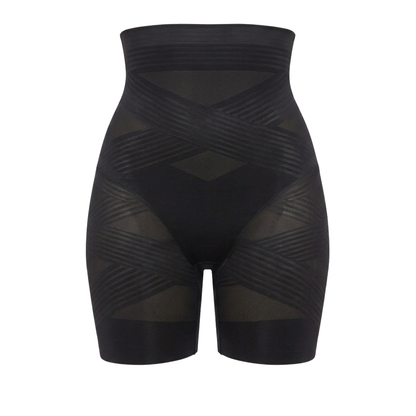 Short gainant Lilyssa noir, vue de face